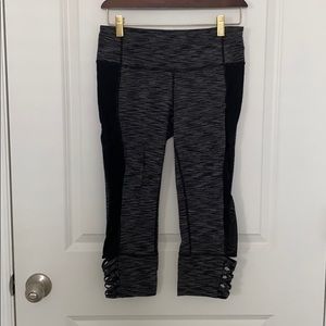 Athleta capris size S